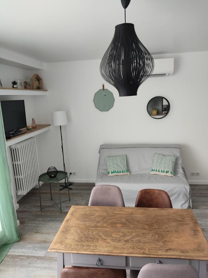 Logement climatisé proche remparts Aviñón Exterior foto